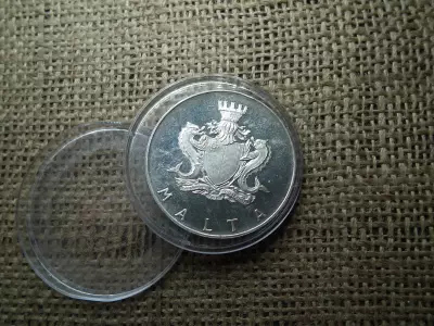 Málta , ezüst 2 Liri 1973 , líra , font 