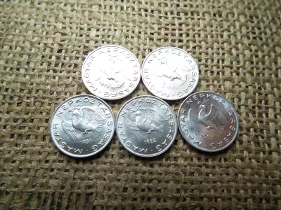 Verdefényes 10 fillér sor ! 1979 , 1980 , 1981 , 1982 , 1983 