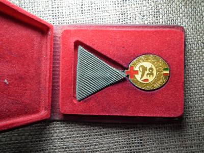 30. váradásért jelvény , eredeti dobozában 