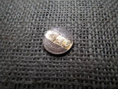 2 fillér 1935 , anyaghibás , verdehibás 