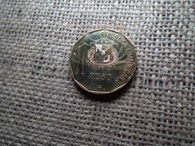 Dominika 1 peso 1989 , aranyozott 