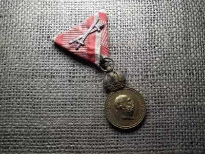 Ferenc József , Signum Laudis , eredeti kardos szalagon , bronz 