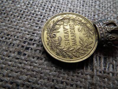 Ferenc József , Signum Laudis , eredeti kardos szalagon , bronz 