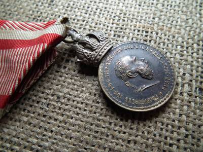 Ferenc József , Signum Laudis , eredeti szalagon ,  ezüstfokozat  