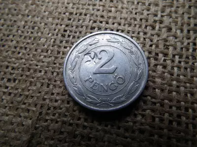 2 pengő 1942 , sarló kalapács ellenjeggyel 