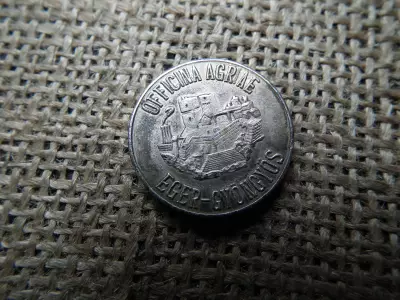 Officine Agriae Eger - Gyöngyös ezüst , vagy ezüstözött emlékérem 