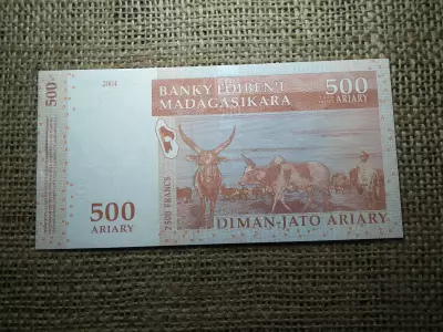 Madagaszkár 500 ariary 2004 UNC , C1