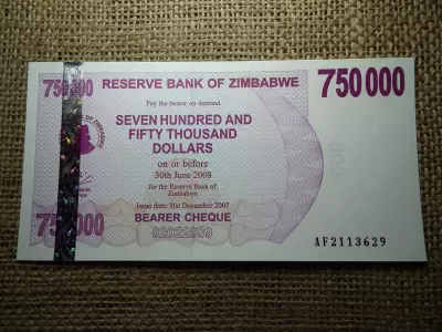 Zimbabwe 750000 dollars 2007 , dollár , UNC , C1