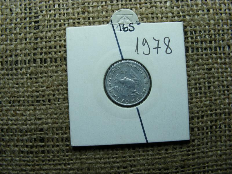 10 fillér 1978, verdehibás, elfordult