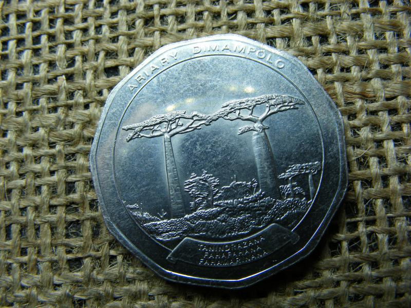 Madagaszkár 50 Ariary, 1996, mottóval
