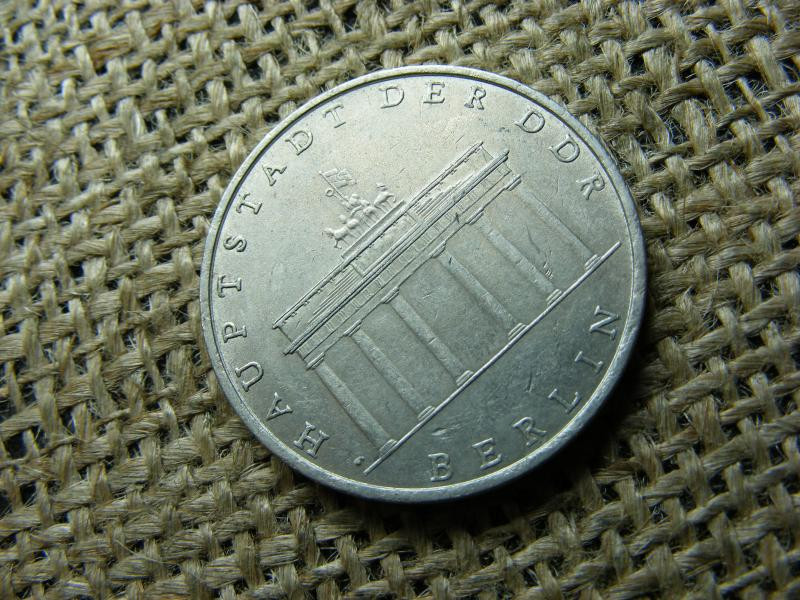 Németország 5 márka, 1971, Brandenburgi kapu