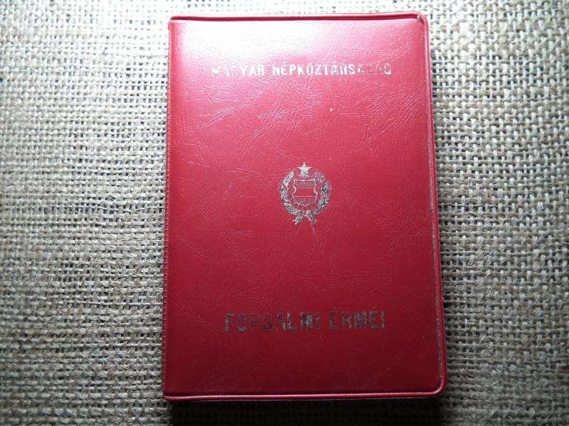 Műbőrtokos Fóliás Forgalmi Sor, 1971