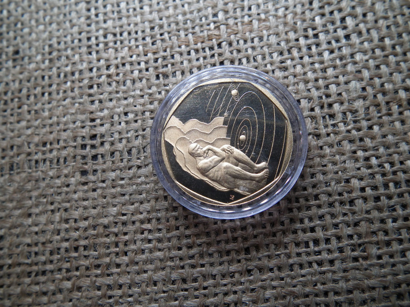 200 forint 2000 PP , gondolkodó 