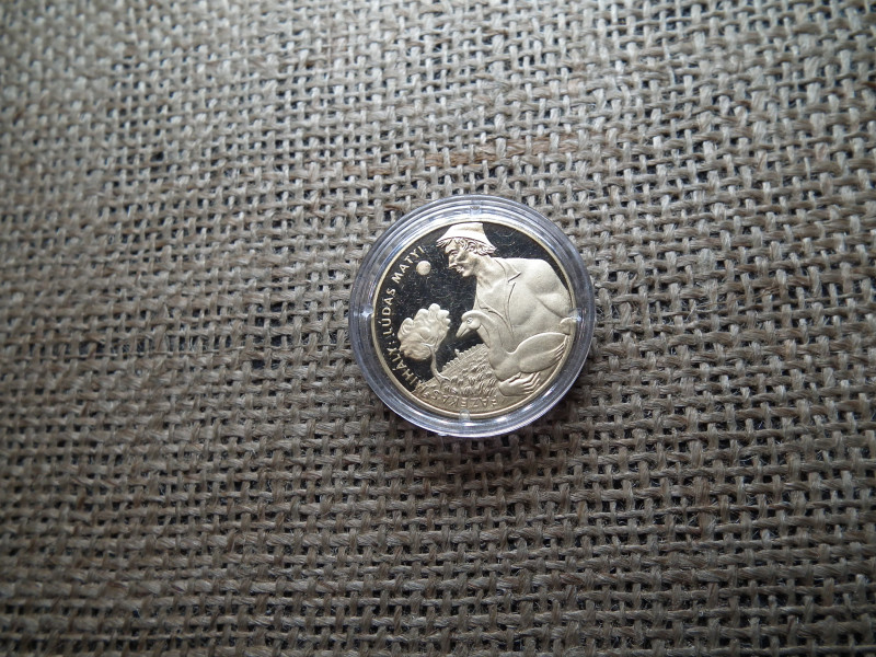 200 forint 2001 PP , Lúdas Matyi , ( kapszula karcos csak ! ) 