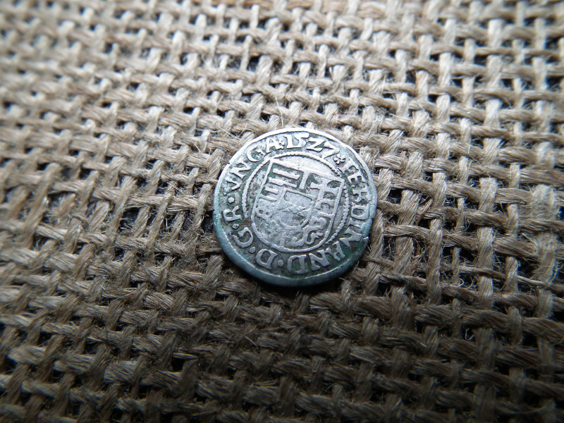 I. Ferdinánd ezüst dénár 1527 KB , Körmöcbánya , denár