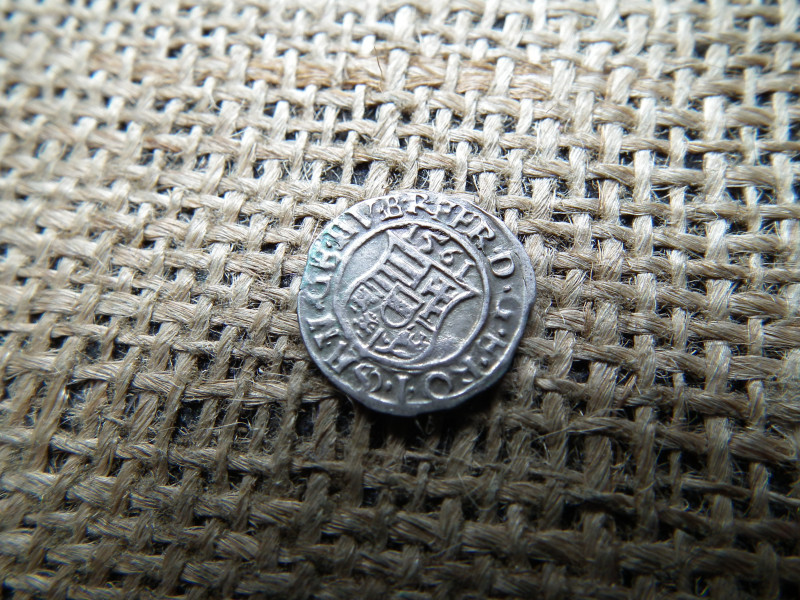 I. Ferdinánd ezüst dénár 1556 KB , Körmöcbánya , denár