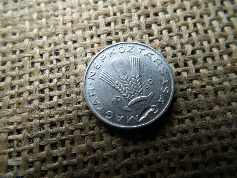 20 fillér 1989 , verdehibás , IAB , Idegen anyag benyomódás , idegenanyag 