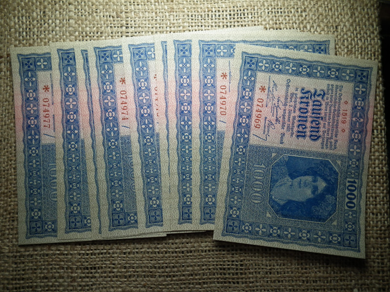 1000 korona 1922 , hajtatlan , UNC - aUNC  , ár / db  , több darab esetén sorszámkövetőben megy 