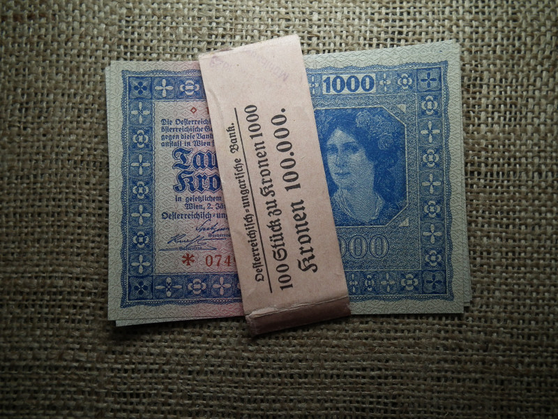 1000 korona 1922 , hajtatlan , UNC - aUNC  ,5 db + eredeti kötegelő 