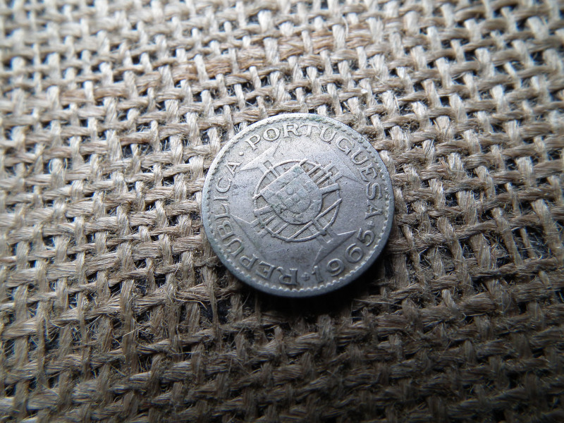 Mozambik , 2,50 escudos 1965 