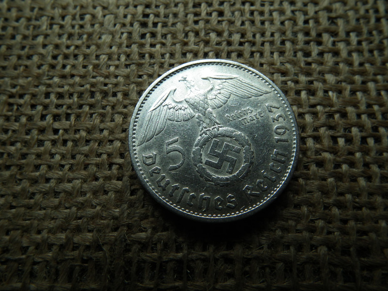 Birodalmi ezüst 5 márka 1937 G , Nagy sasos - horogkeresztes 