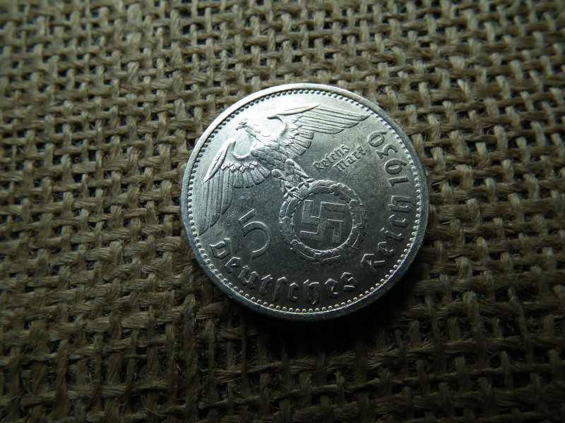 Birodalmi ezüst 5 márka 1939 D , Nagy sasos - horogkeresztes 