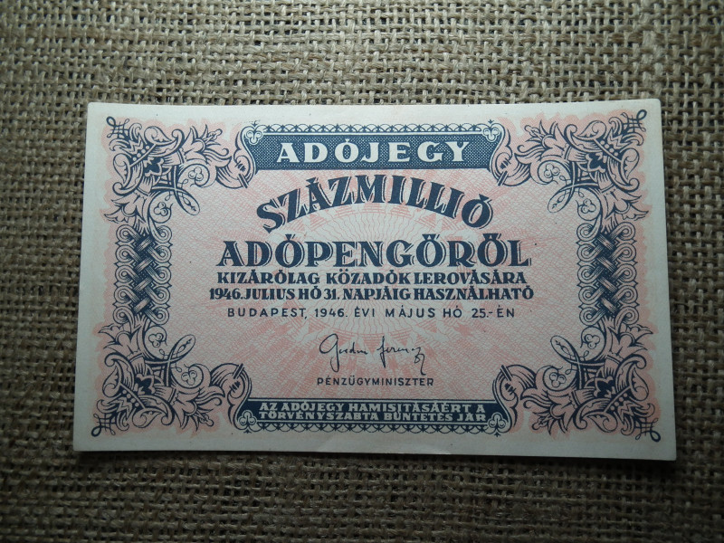 Százmillió adópengő 1946 , ef , gyönyörű , hajtatlan 