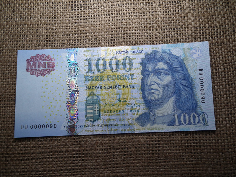 UNC 1000 Forint 2010   DD  0000090 , alacsony sorszám 