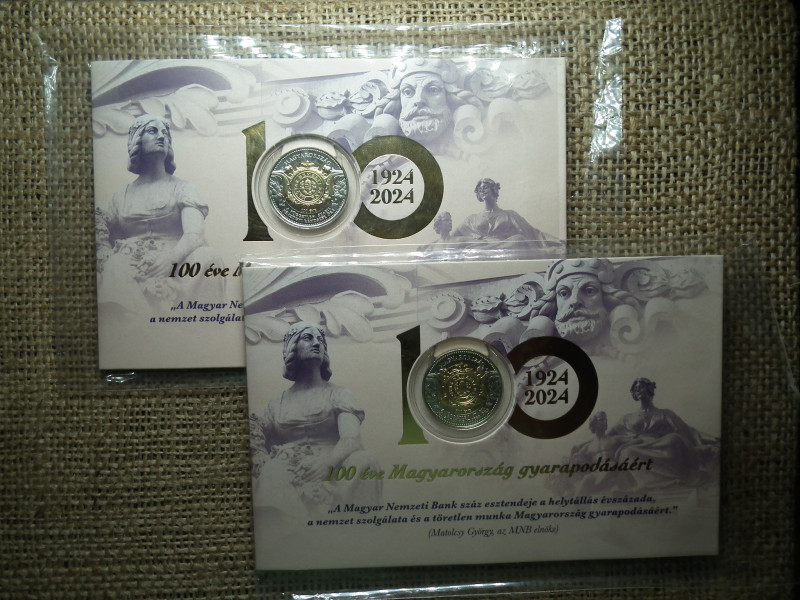 100 éves a Magyar Nemzeti Bank MNB 100 forint 2024 - első napi veret , 2 db sorszámkövető