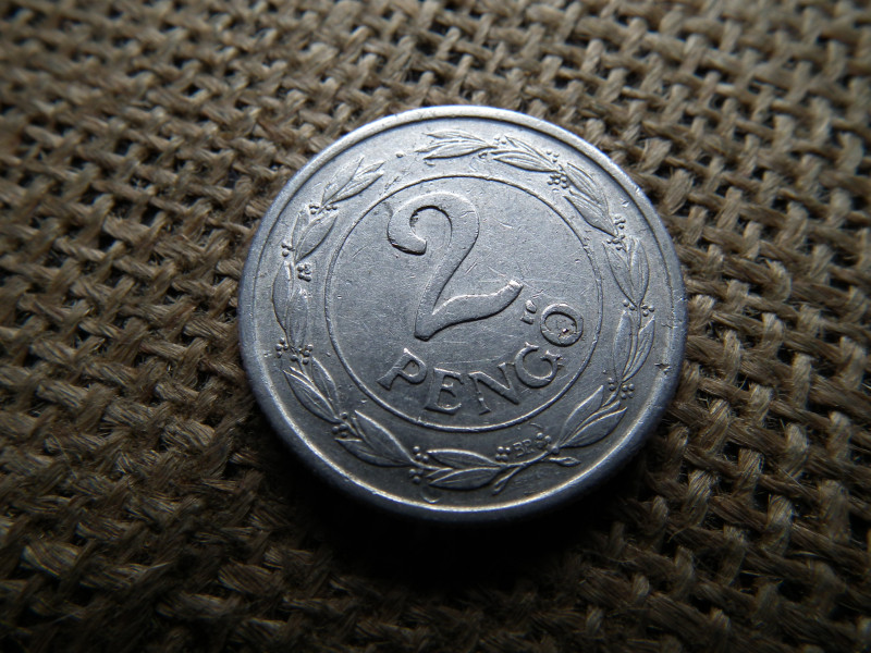 2 pengő 1941 , ritka , hullámos talpú , nagyon szép !