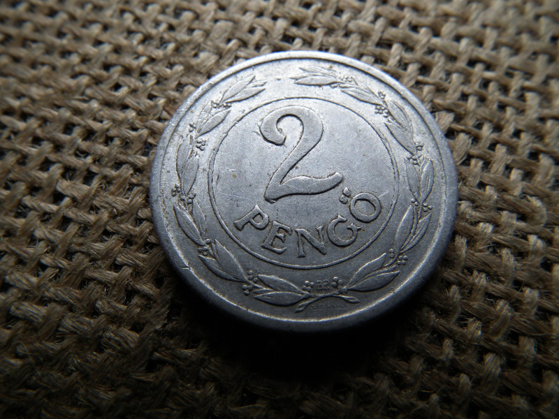 2 pengő 1941 , ritka , hullámos talpú , nagyon szép !