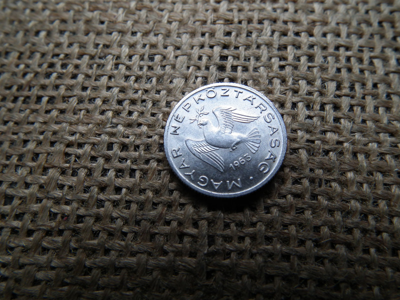 10 fillér 1963 , extra 