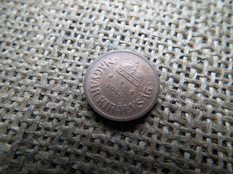 2 fillér 1940 , szellősebb évszám 