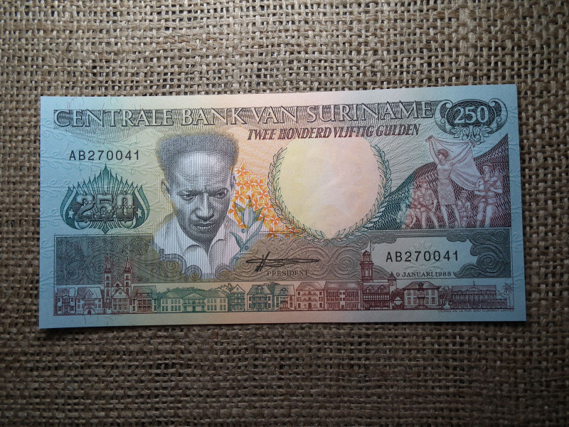 Suriname 250 gulden 1988 , UNC , A2