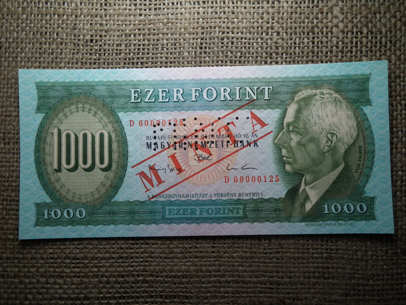 1000 forint 1993 D MINTA , UNC