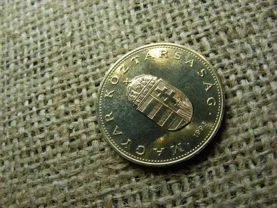 100 forintos érme, 1998, ritka BU