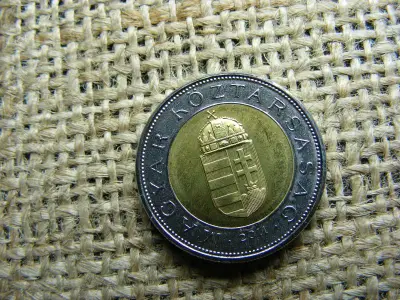 100 forintos érme, 2011, bicolor, BU