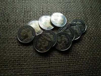 100 Forint 2022, Pénzmúzeum, emlék rolniból