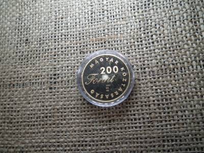 200 forint 2001 PP , Lúdas Matyi , ( kapszula karcos csak ! ) 