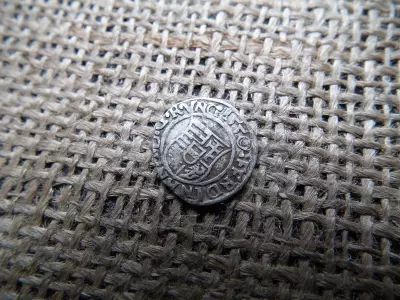 I. Ferdinánd ezüst dénár 1550 KB , Körmöcbánya , denár