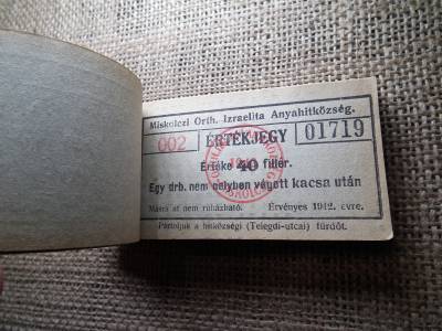 Miskolc , Miskolczi Ortodox Izraelita Anyahitközség ! Értékjegy 40 fillér 1942 , 1 kacsa  , Orth. ! Ritka köteg ! 97 db sorszámkövető !