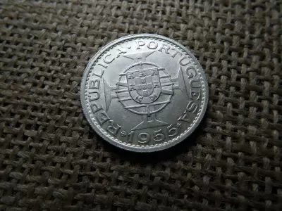 Angola ezüst 20 escudos 1955 , escudo 