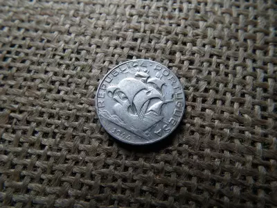 Portugália ezüst 2,5 escudos 1944 , escudo 