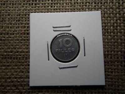 10 fillér 1983 , verdehibás , elfordult , ritka 
