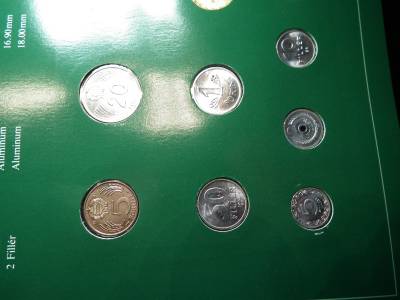 FORINT ÉRMÉS SOR  ( COIN SET OF ALL NATIONS HUNGARY ) Vegyes évjáratú érmékkel. (10 db) Pecsét: H4H 1995 ( " Franklin Mint " külföldi kiadás)