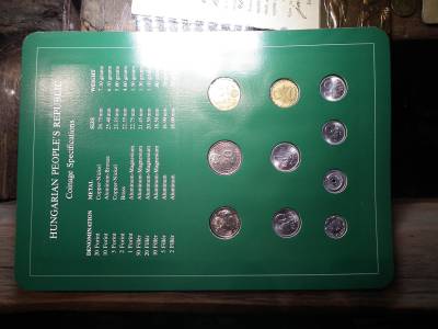 FORINT ÉRMÉS SOR  ( COIN SET OF ALL NATIONS HUNGARY ) Vegyes évjáratú érmékkel. (10 db) Pecsét: H4H 1995 ( " Franklin Mint " külföldi kiadás)