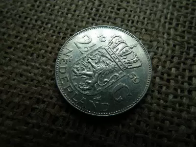 Hollandia , ezüst 2 1/2 gulden 1959