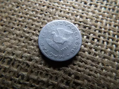10 fillér 1957 