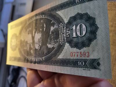 10 forint 1957 , gyönyörű 
