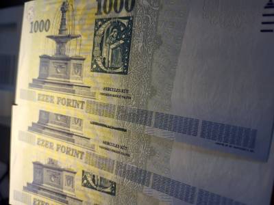 1000 forint 2005 DA , 3 db UNC sorszámkövető 